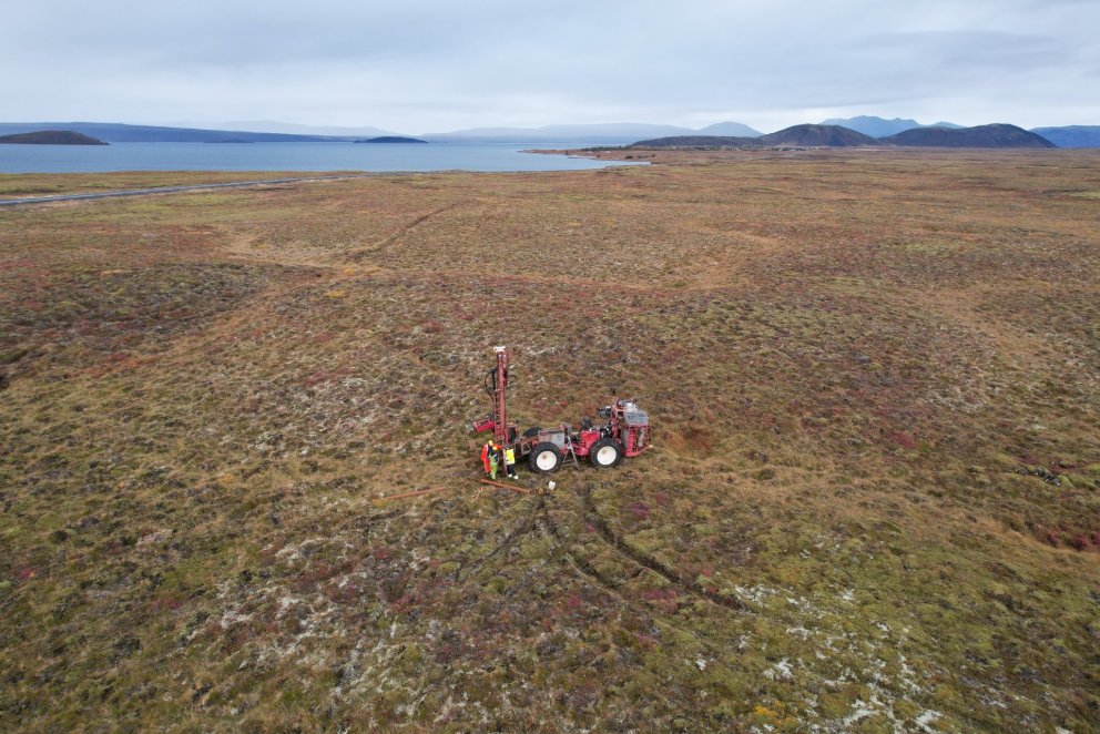 Borinn Hrímnir að störfum við fyrstu rannsóknarholuna í landi Kaldárhöfða.