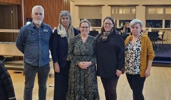 Á myndinni er nýkjörin stjórn deildarinnar.