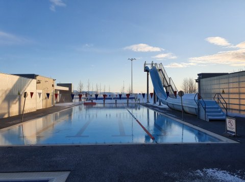 Opnunartími íþróttamiðstöðvarinnar á Borg vegna frídaga í apríl og maí 2026