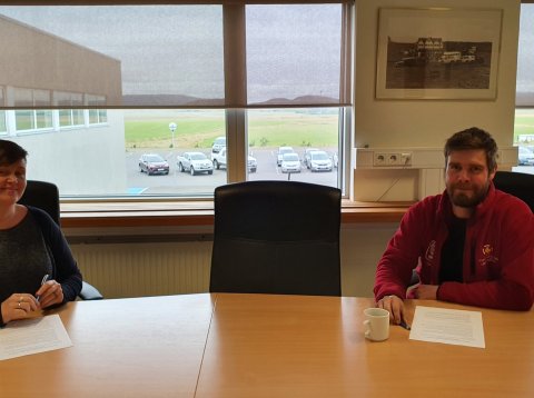 Samstarfssamningur við Hjálparsveitina Tintron