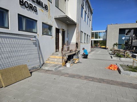 Múrun og málun á Félagsheimili